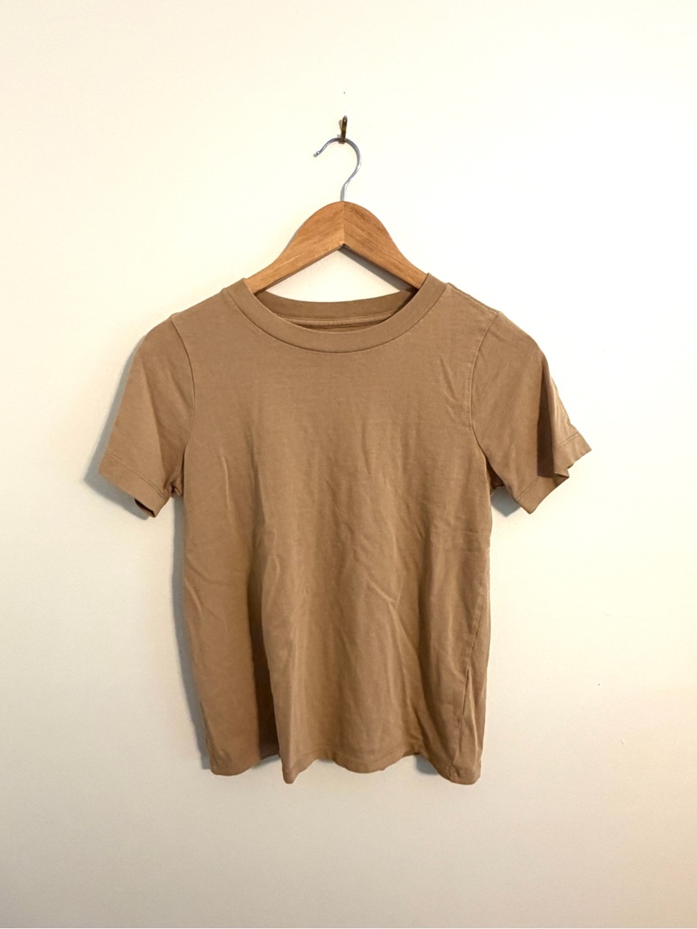 Madewell •  Crew Neck T-Shirt in Tan